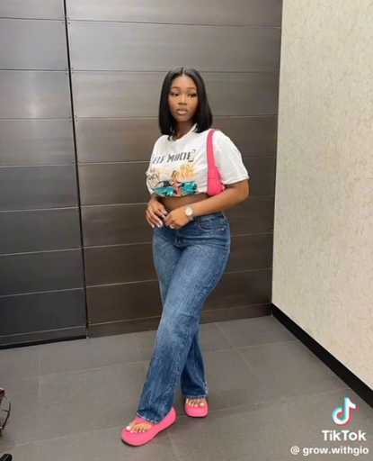 Tips on how to style jeans

Cc: