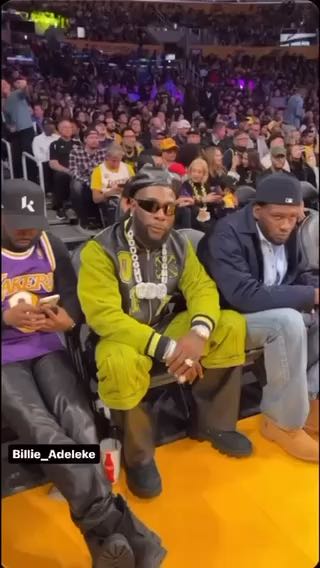  burnaboygram was at the Lakers Game ...