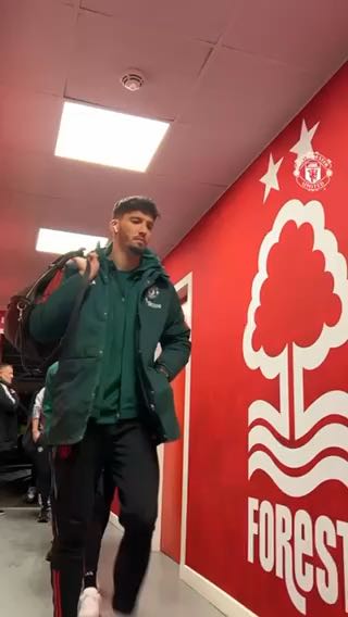  Heads in the game, lads
cc: manchesterunited