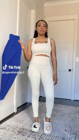 Is the color combination a 10? let’s