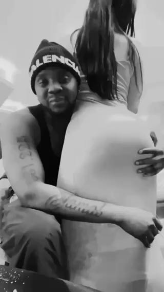  kizzdaniel previewing new music while holding tight