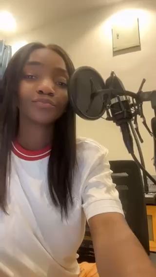 aunty simi
cc: simplysimi 
#music #entertainemt