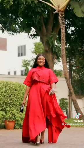  Red dress outfit idea

cc: Styletitudebyada

Follow