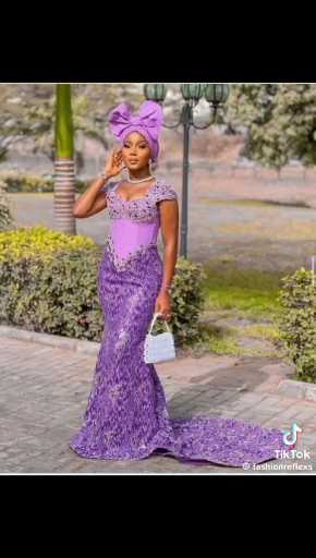 Asoebi outfits ideas 

cc: Fashionreflex

Follow our