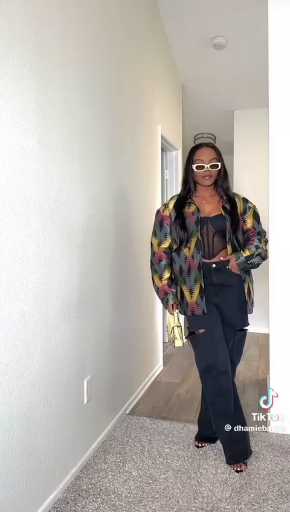 Different ways to style a blazer

cc: