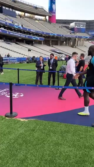  De Bruyne x Lukaku
cc: championsleague
#sports
