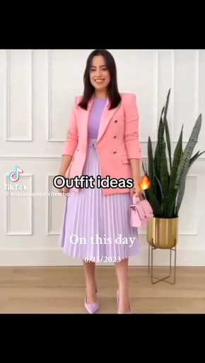 Pleated skirt outfits ideas 

cc:Eldosousmphiritembo

follow our