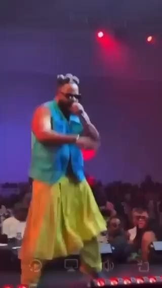  WhiteMoney thrilling fans with a solid performance