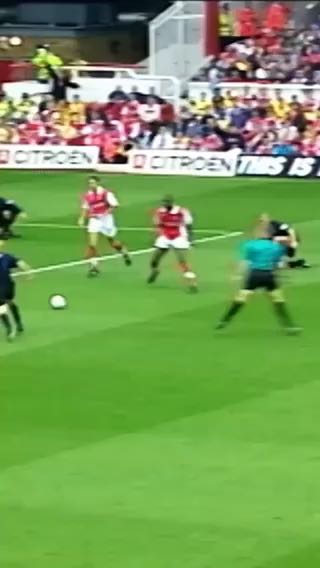  Patrick Vieira
cc: arsenal
#sports