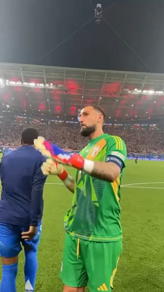  Donnarumma
cc: euro2024
#sports