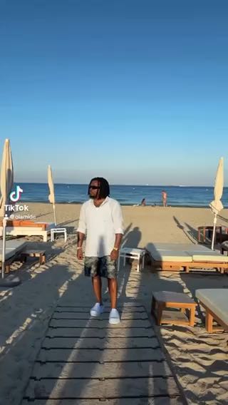 Metaverse
cc: Olamide
#music #entertainment