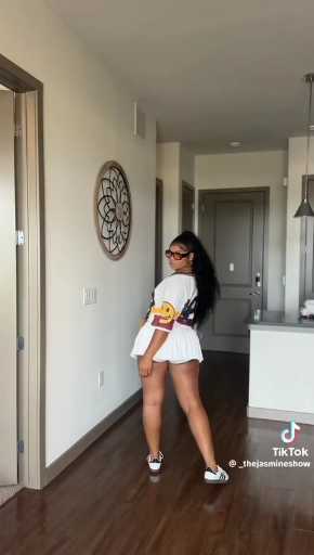  Sporty outfit idea

Cc: The Jasmine show
