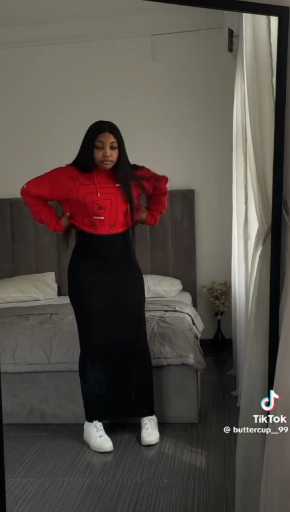  Hoodie outfit idea 

cc: Sharon

follow our