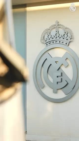 smooth 
cc: Real Madrid FC
#sports