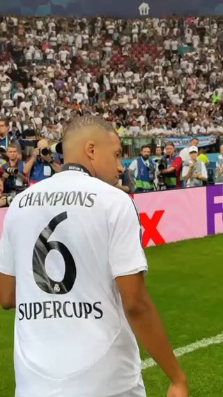  Mbappé x Endrick
cc:championsleague
#sports