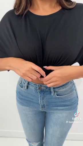 How to tie a T-shirt 

cc: Fashionova
