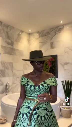 Boss chic outfit idea 

cc:Saintoceane

follow our