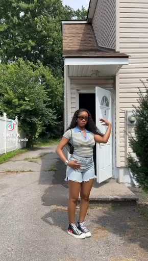 Bum short outfit idea

cc:Efekayode

follow our