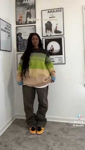  Baggy outfit idea

cc:Hbellla

follow our page