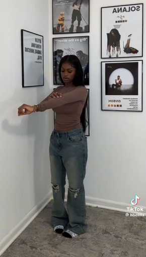 Winter outfit idea

cc:Hbellla

follow our page