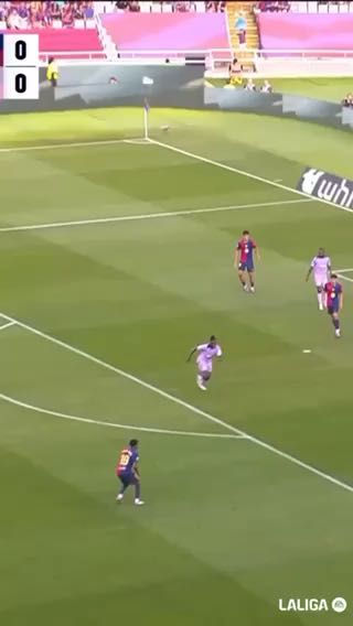  This kid is good!
cc: fcbarcelona
#sports