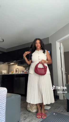 Pleated skirt outfit idea

cc: Ifebob

follow