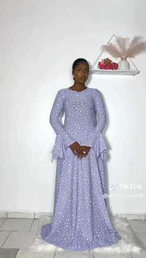 Floral dress idea

Cc: Pretty onyi

follow