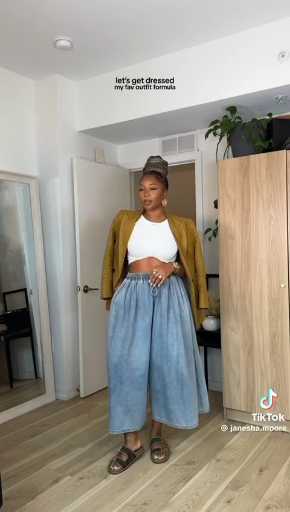How to style a baggy pant

Cc: