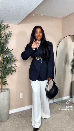 Coffee date outfit idea 

Cc:Omokunbiife

Follow our