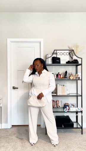 One outfit, three looks

Cc:ltsmayraela

Follow our