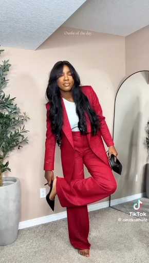 Suit outfit idea 

Cc:Omokunbiife

Follow our page
