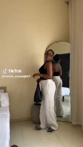 White pant outfit idea

Cc: Naomianyaegbuu

Follow