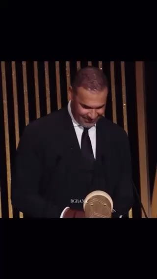  Lamine Yamal wins Golden boy
Award
cc: