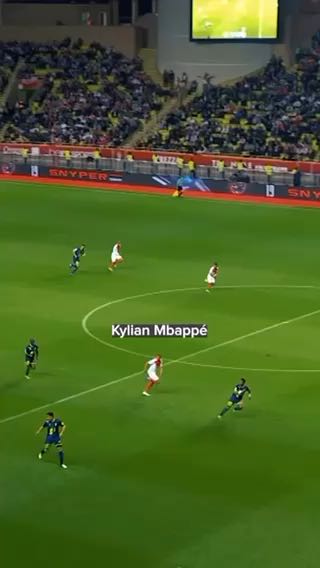  Kylian Mbappé x Bernardo Silva
cc: ligue1mcdonalds