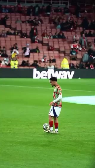  Ethan Nwaneri.
cc: afcnewsroom
#sports