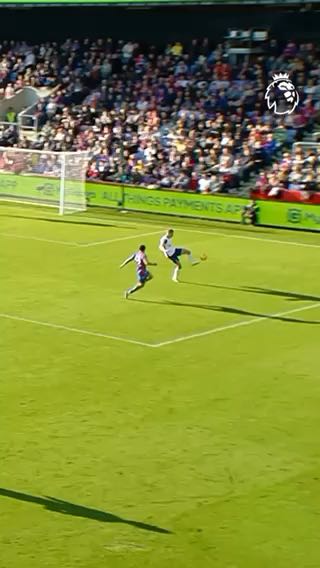 The cheekiest of flicks from Eberechi Eze