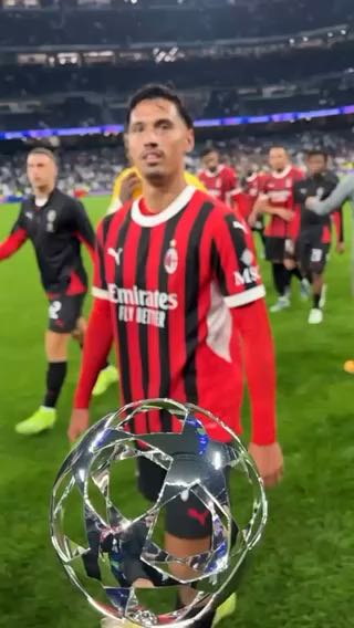  Ladies and gentlemen, el hombre del partido