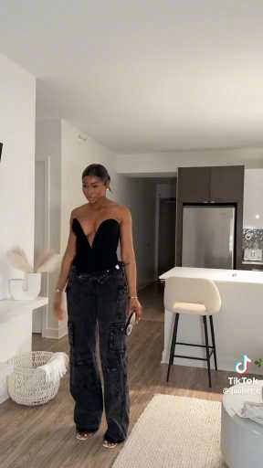 Cargo pant outfit idea 

Cc: Julietc 

Follow