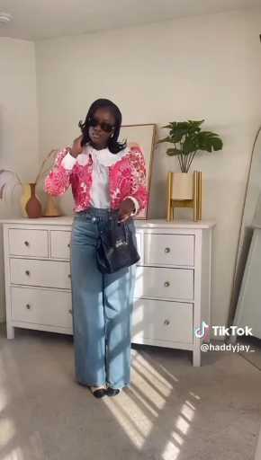 Colorful outfit idea

Cc: Haddyjay 

Follow our