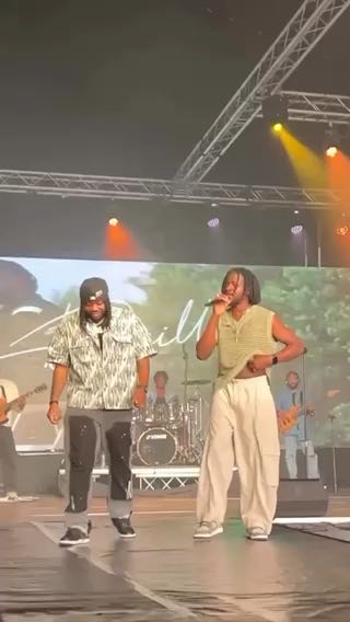  When idandizzy and johnnydrille came on stage