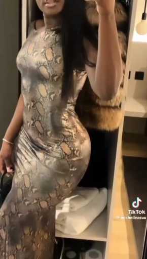 Dinner date outfit idea

Cc: Michelleasuu

Follow