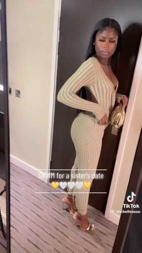 How to style a jumpsuit 

Cc: Michelleasuu