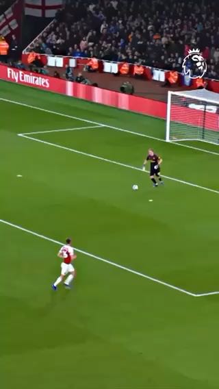  Arsenal ball emang beda
cc: plorindonesia
#sports