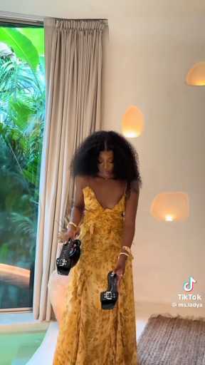 Vacation outfit idea 

Cc:Ms. Ladya

Follow our