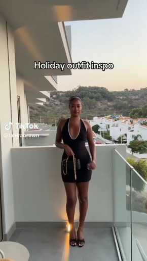 Vacation outfits  ideas 

Cc:Tahirabrown

Follow our page