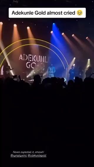  Simi sends a heart-warming message to Adekunle