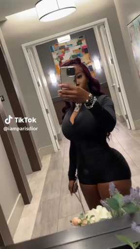 Bodycon outfit idea 

Cc: Iamparisdior 

Follow our