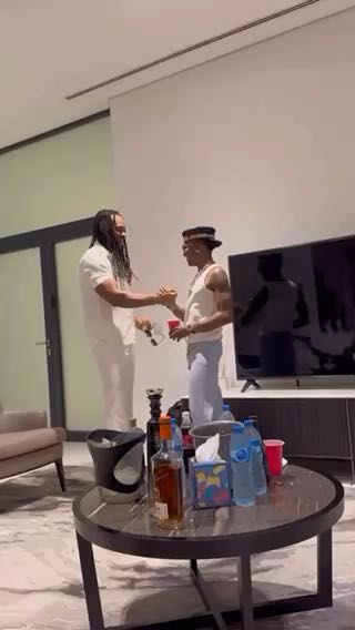  wizkidayo x 2niteflavour
cc: officialhiptv
#music #entertainment