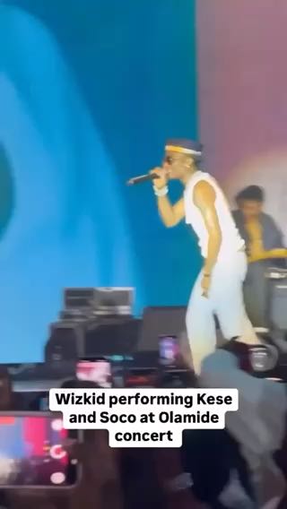  Wizkid performing Kese and Soco at Olamide