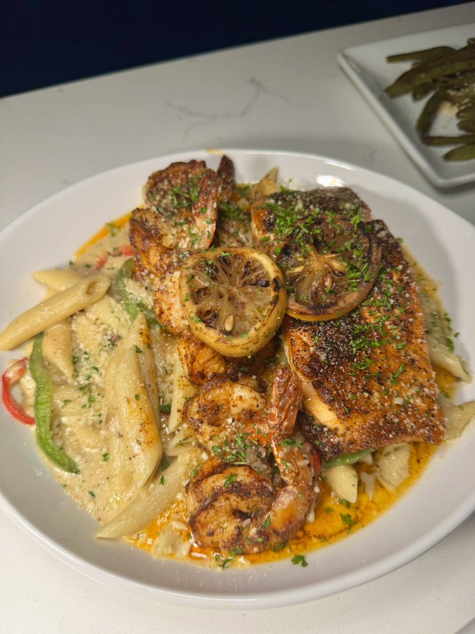 Where to Eat in Miami - Love Life Cafe
